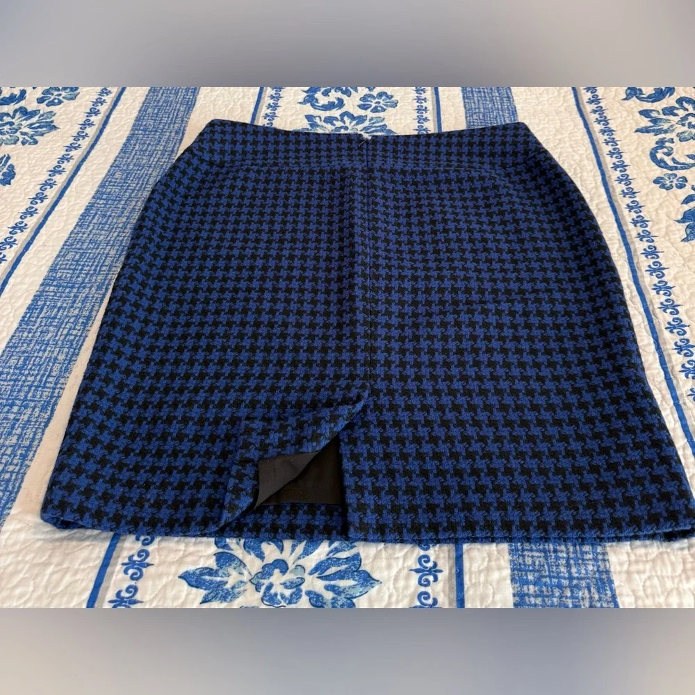 Ann Taylor elevate your